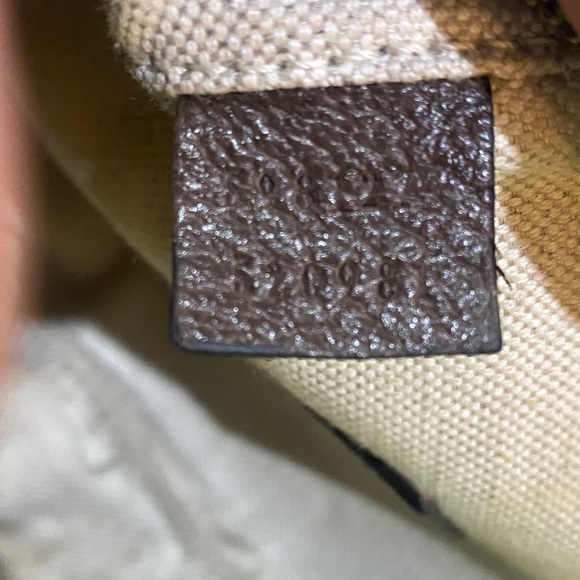 Gucci Beige Belt Bag with Green and Red Stripe - Picture 5 of 10